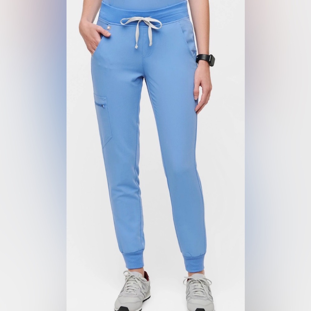 🎉NWT! Figs Women's Zamora Jogger Scrub Pants Ceil Blue!